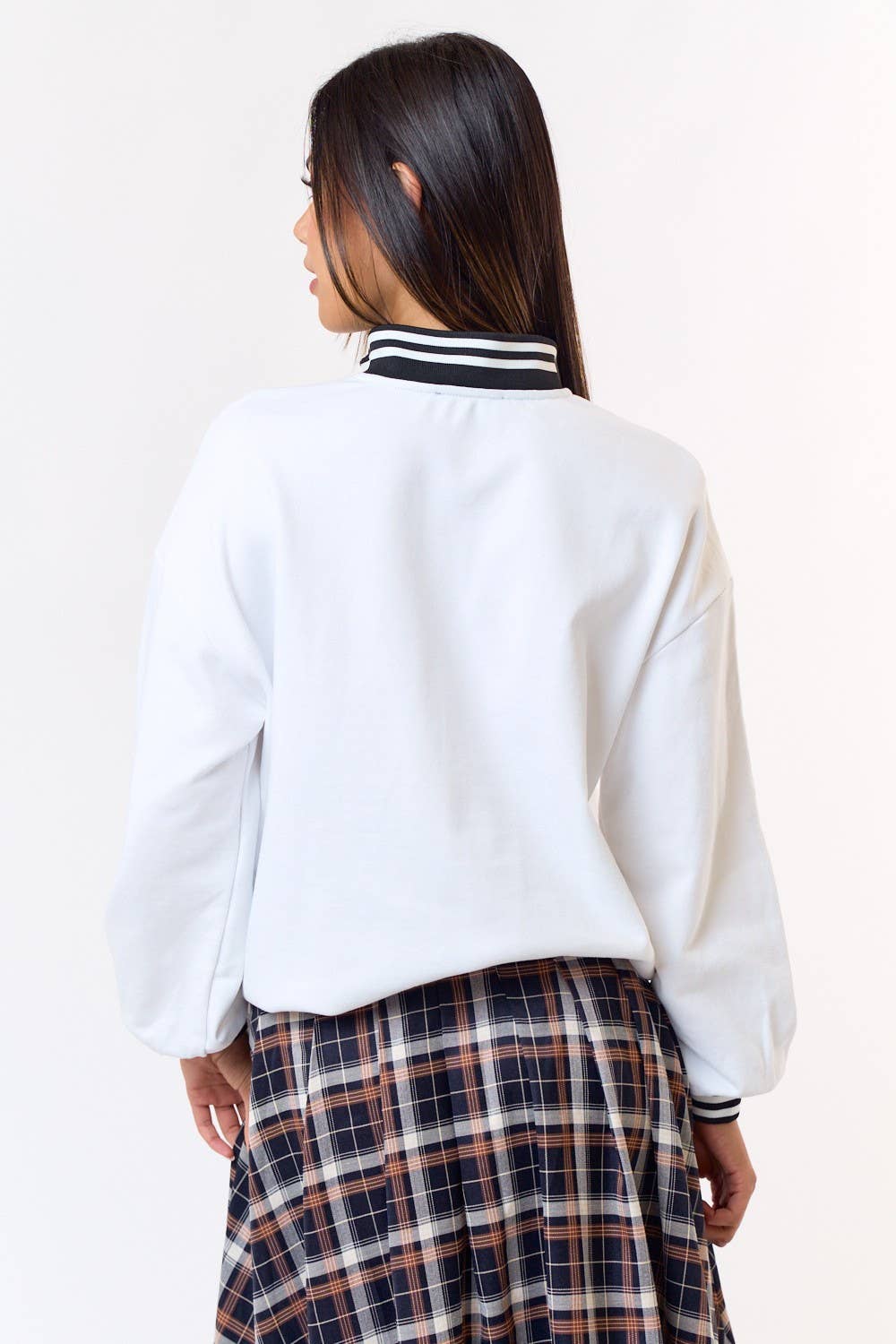 CONTRAST RIB BAND QUARTER ZIP SWEATSHIRT